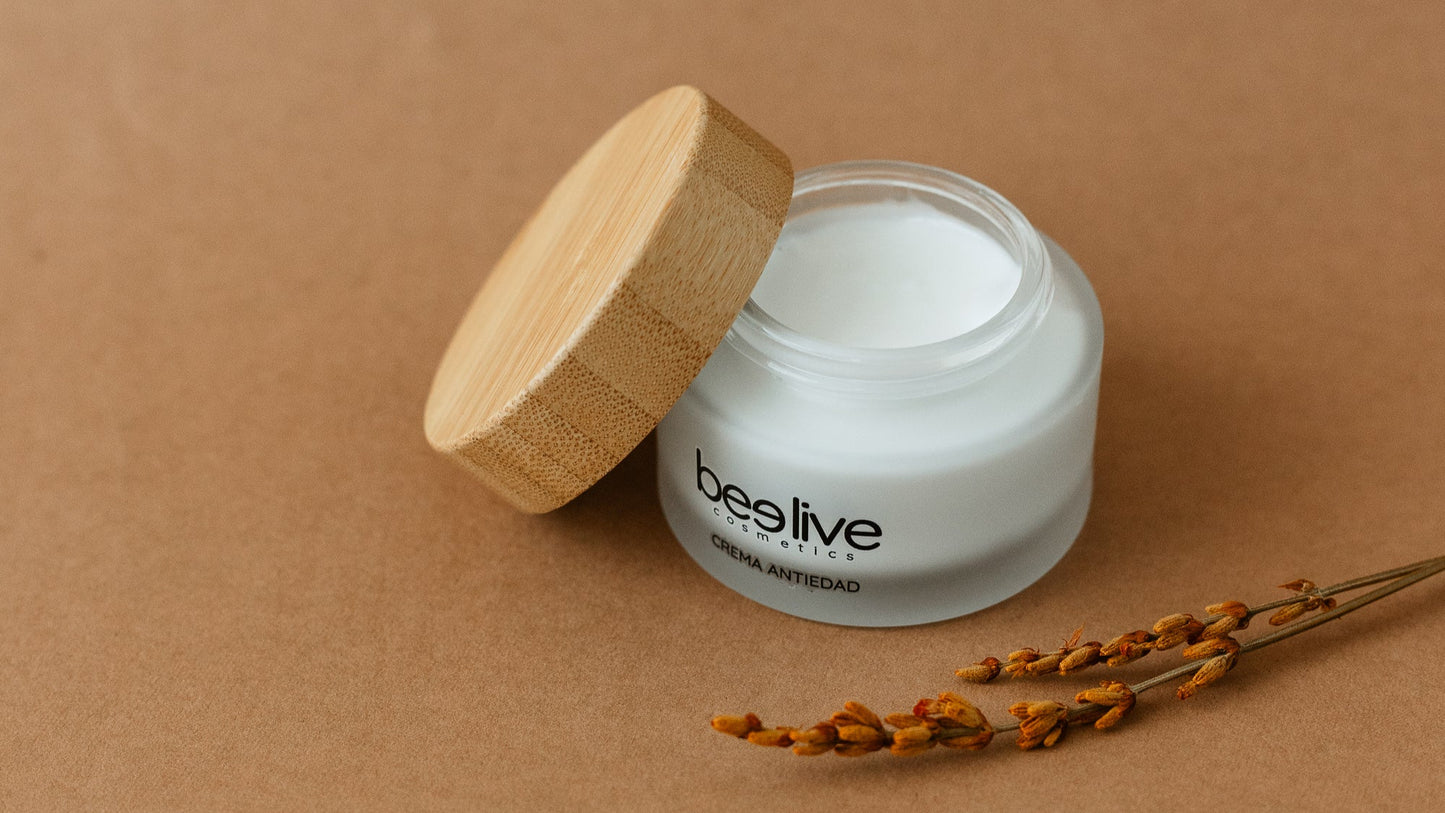 Crema Antiedad con Jalea Real